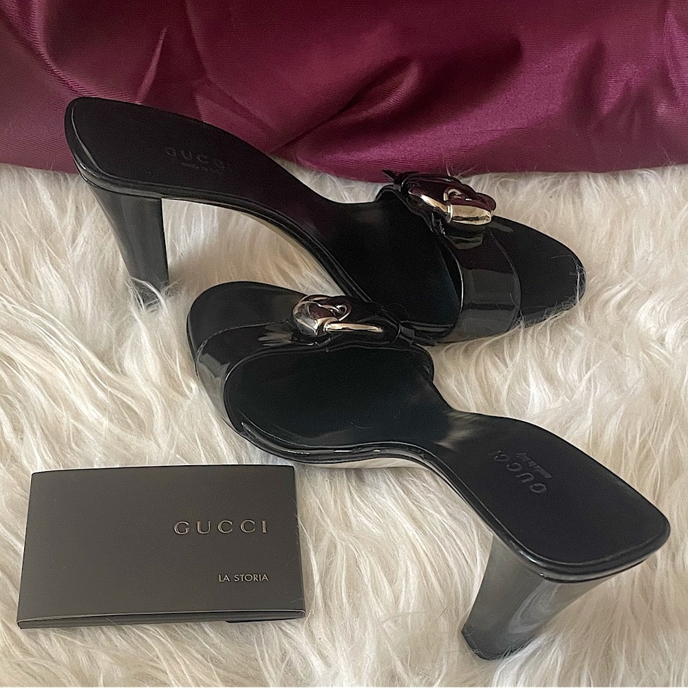 Gucci | Buckle Heels | Black Patent Leather | 7.5